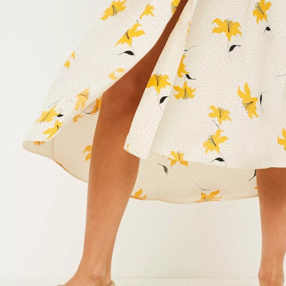 UO Floral Button-Down Midi Dress - Picture 4 of 8